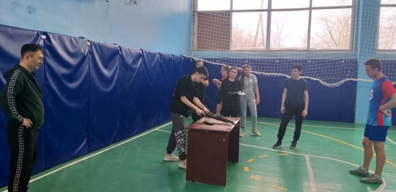А, ну-ка парни!.